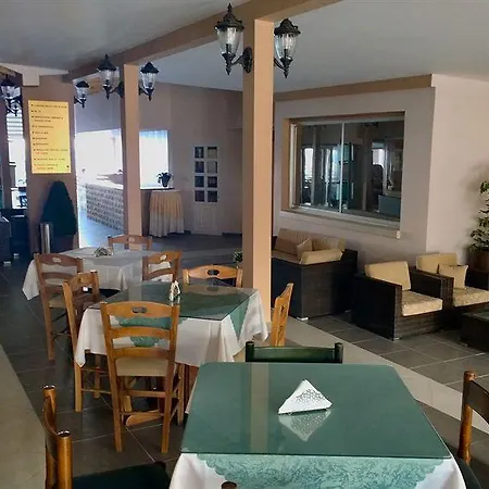 Mackenzie Hotel Larnaca
